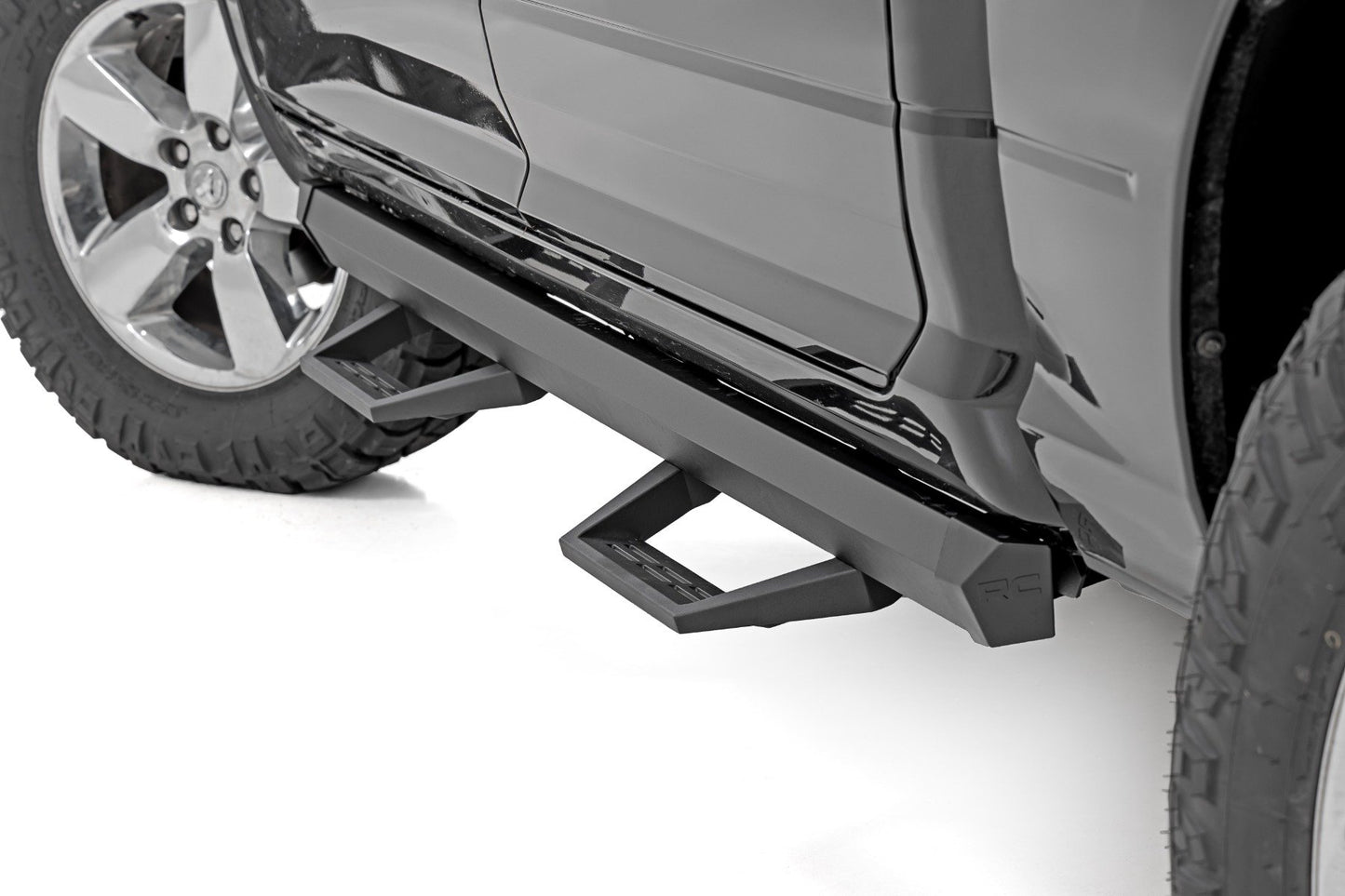 Rough Country SRL2 Adj Aluminum Step | Crew Cab | Ram 1500/2500/3500 2WD/4WD (2010-2018 & Classic)