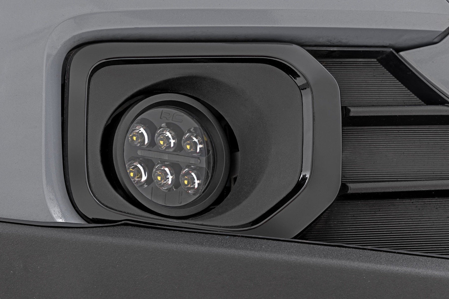 Rough Country LED Fog Light Kit | 3.5 Inch Round Black Series | Amber DRL | Toyota Tacoma (16-23)