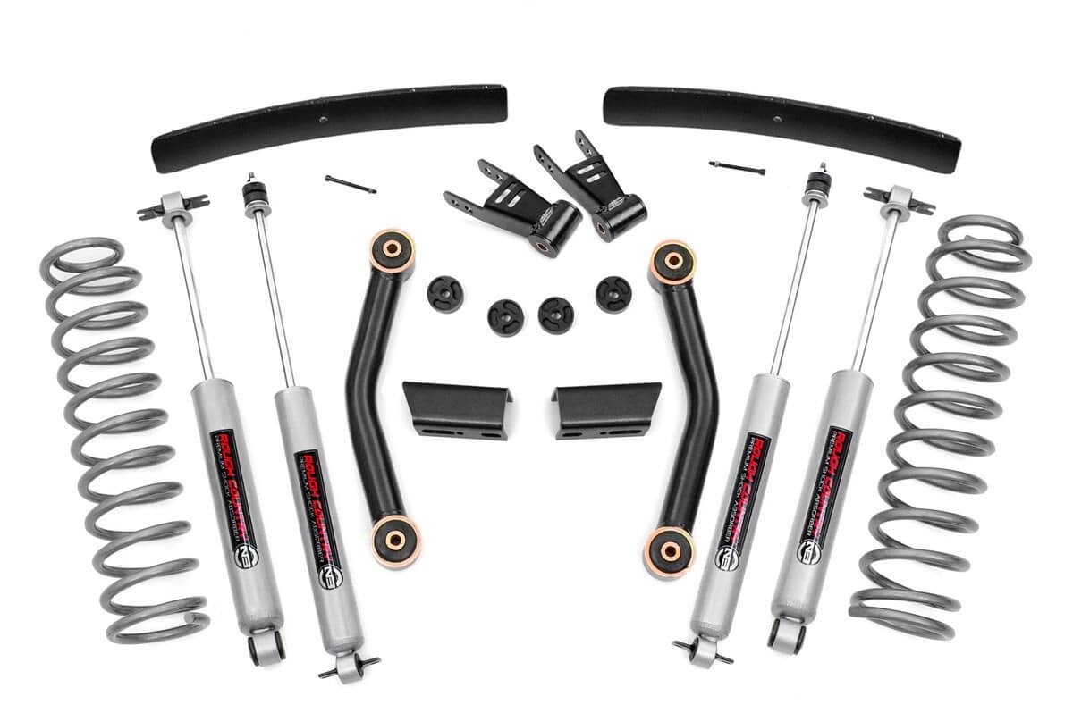 Rough Country 4.5 Inch Lift Kit | Jeep Comanche MJ 4WD (1986-1992)