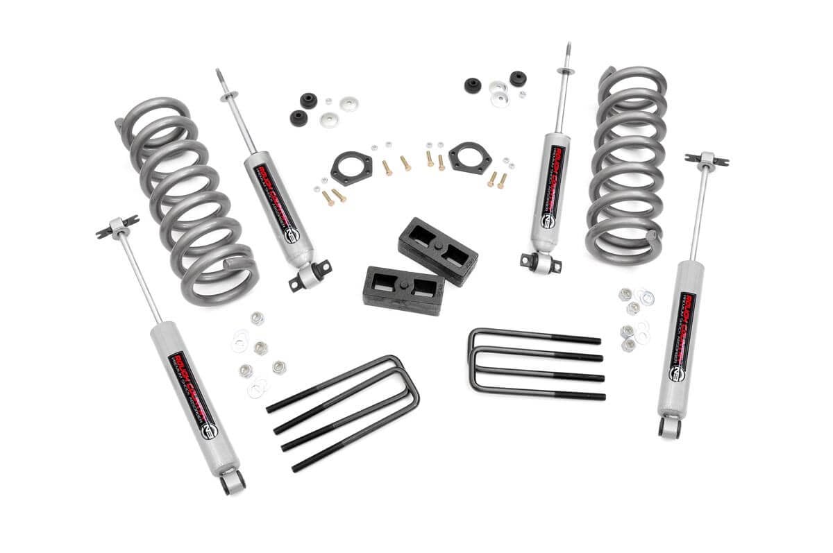 Rough Country 2 Inch Lift Kit | Chevy/GMC 1500 Truck & SUV 2WD (1988-1999)