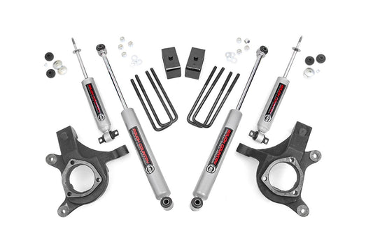 Rough Country 3 Inch Lift Kit | Chevy Silverado & GMC Sierra 1500 2WD (1999-2006 & Classic)