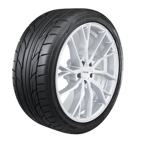 Nitto NT555 G2 275/40ZR17 102W XL 25.6