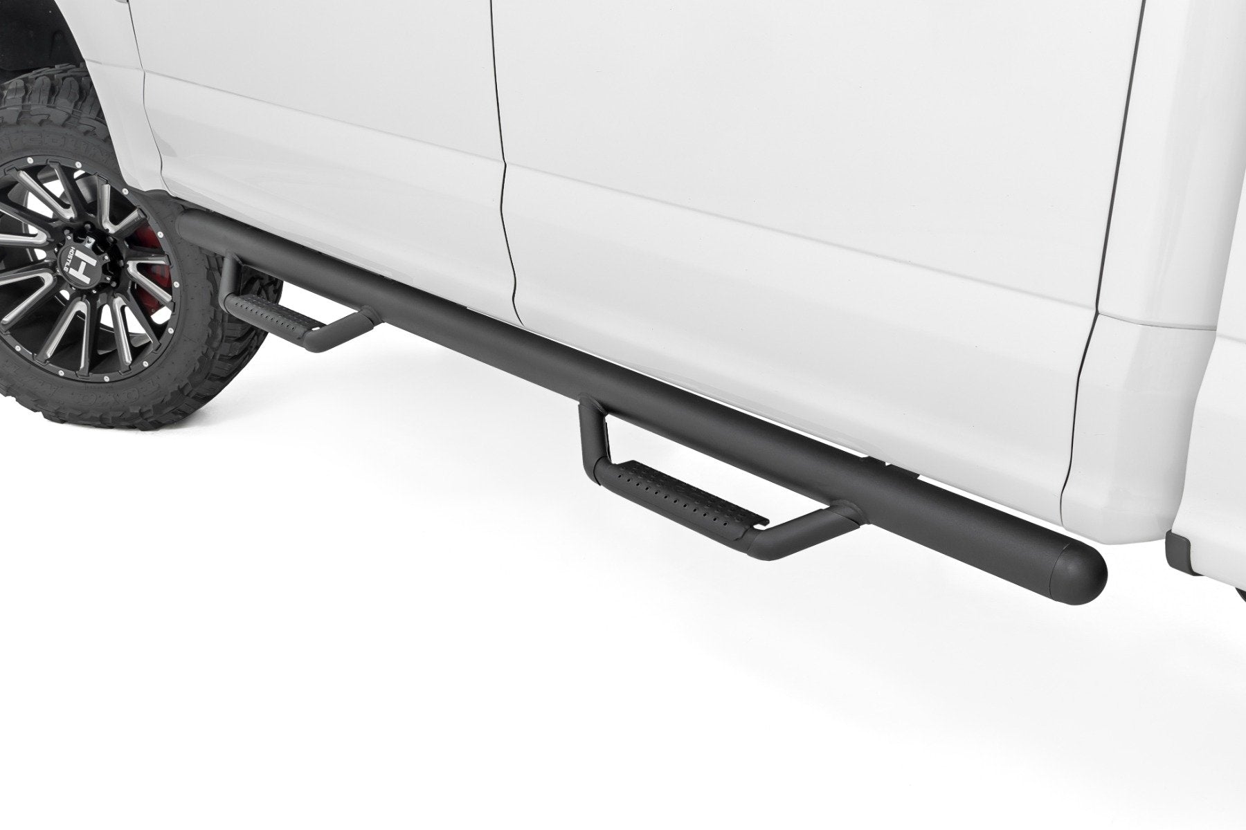 Rough Country Nerf Steps | Cab Length | Crew | Ford F-150/Lightning/F-250/F-350/Raptor (15-26)