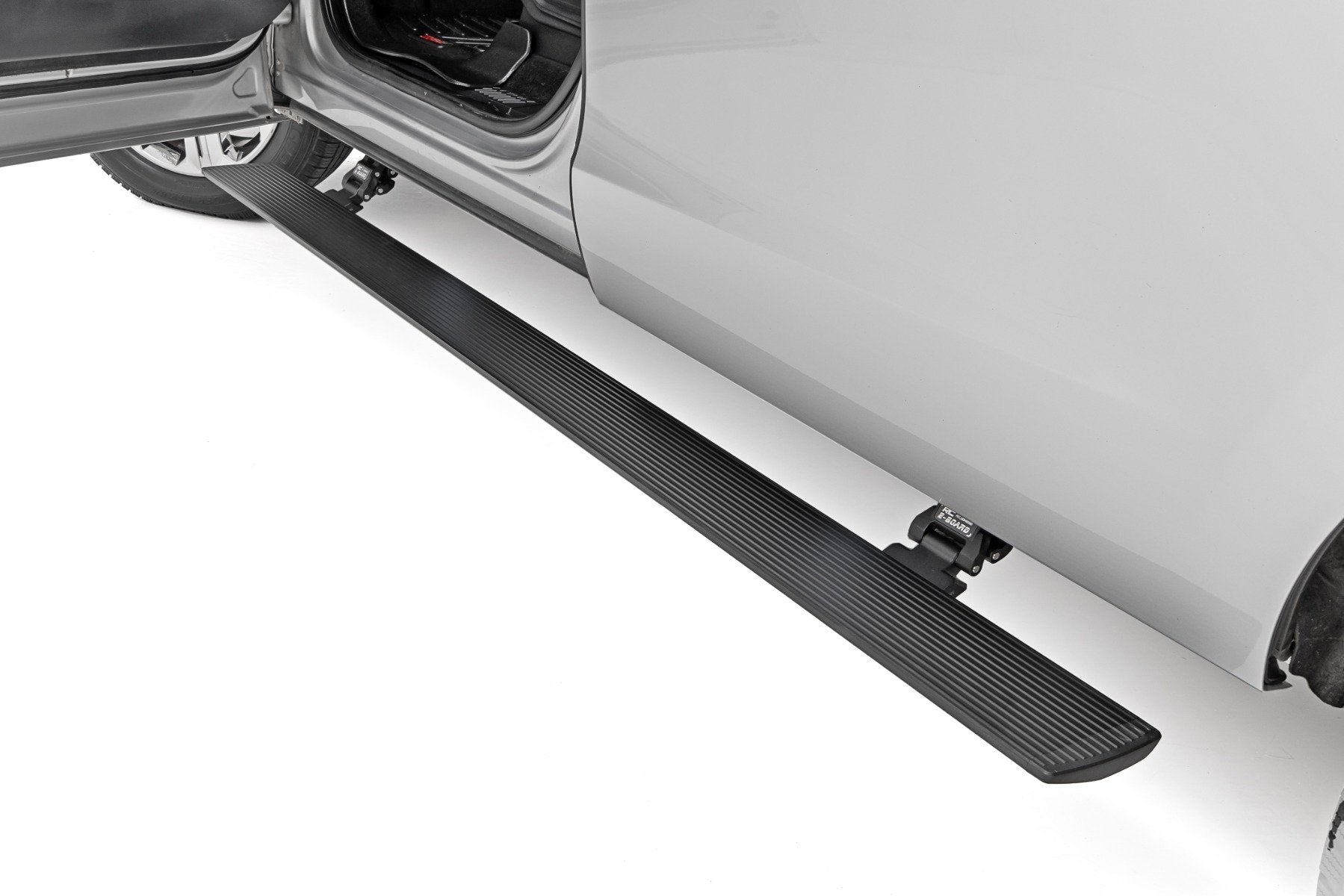 Rough Country Power Running Boards | Dual Electric Motor | Ford Expedition 2WD/4WD (18-25)
