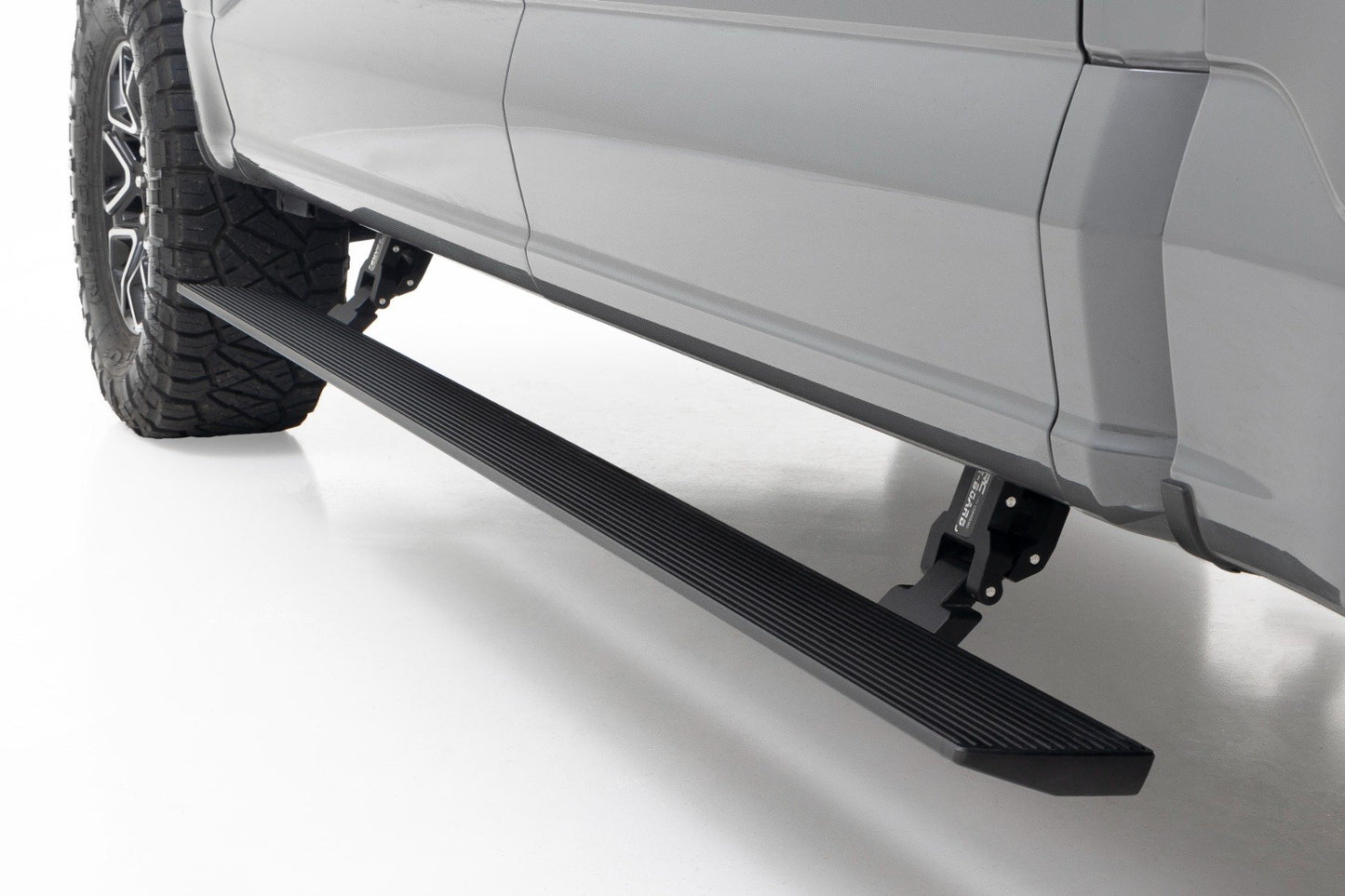 Rough Country Power Running Boards | Dual Electric Motor | Ford F-150/Lightning/F-250/F-350/Raptor (15-26)
