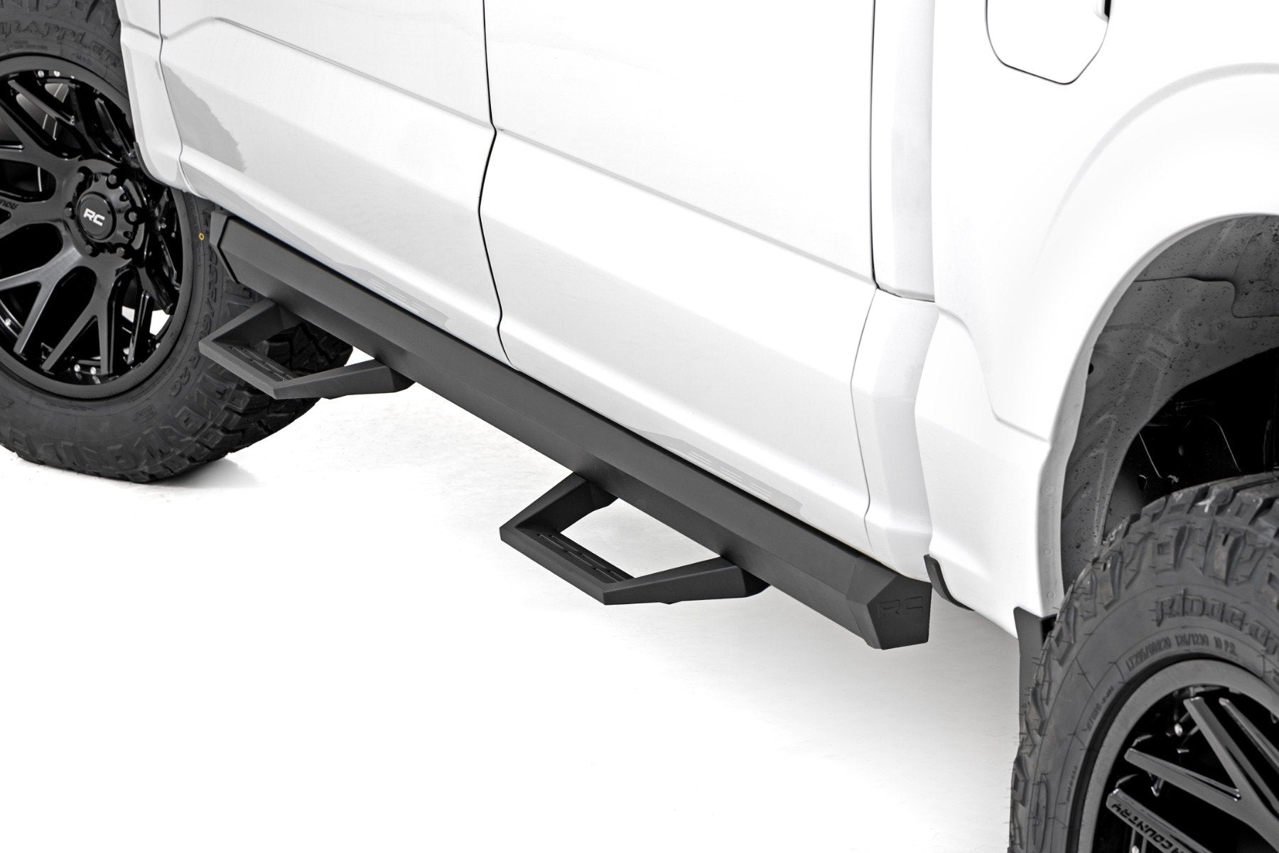 Rough Country SRL2 Adjustable Aluminum Steps | Ford Ranger 2WD/4WD (2019-2025)