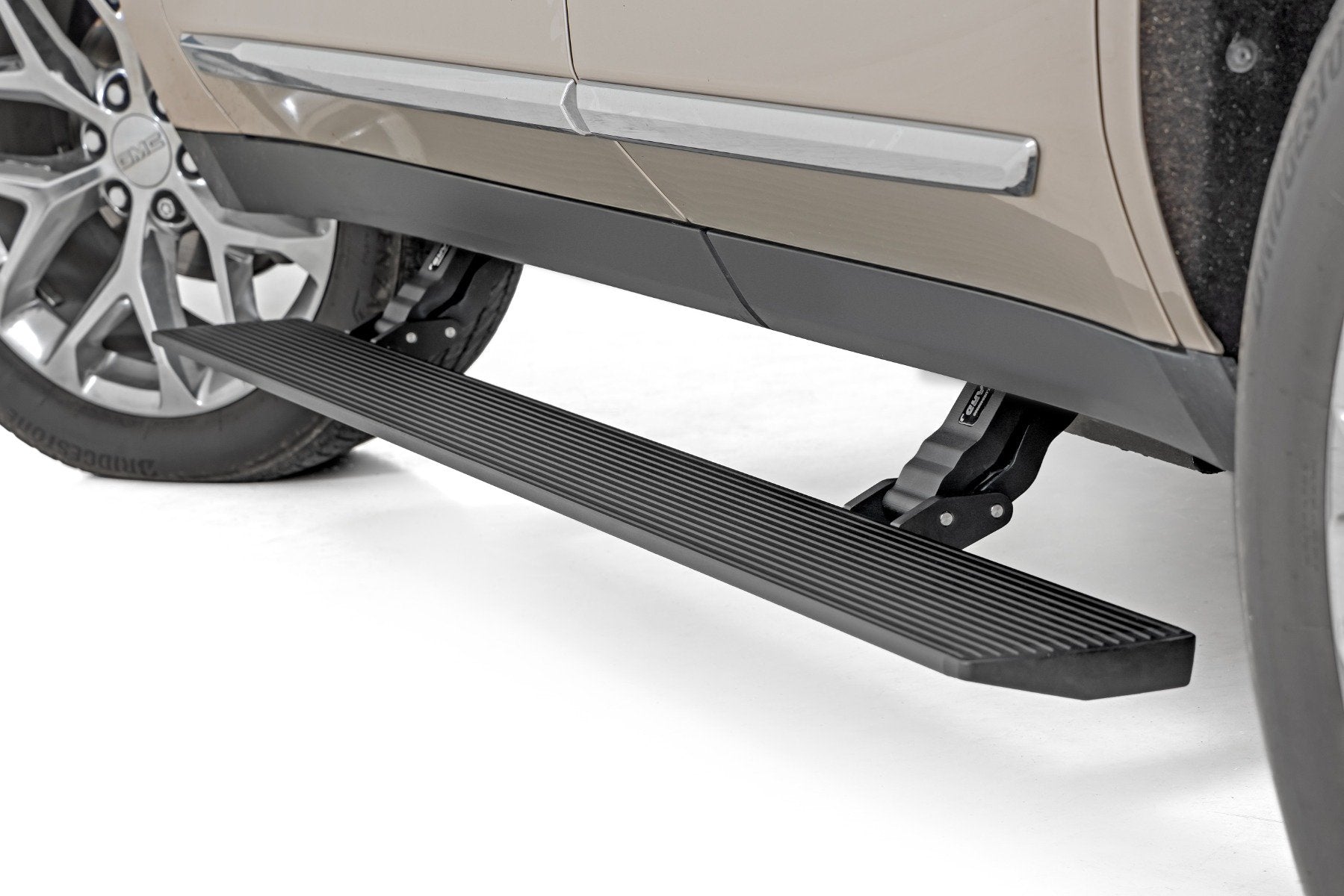Rough Country Power Running Boards | Dual Electric Motor | GMC Yukon XL 1500 2WD/4WD (21-26)