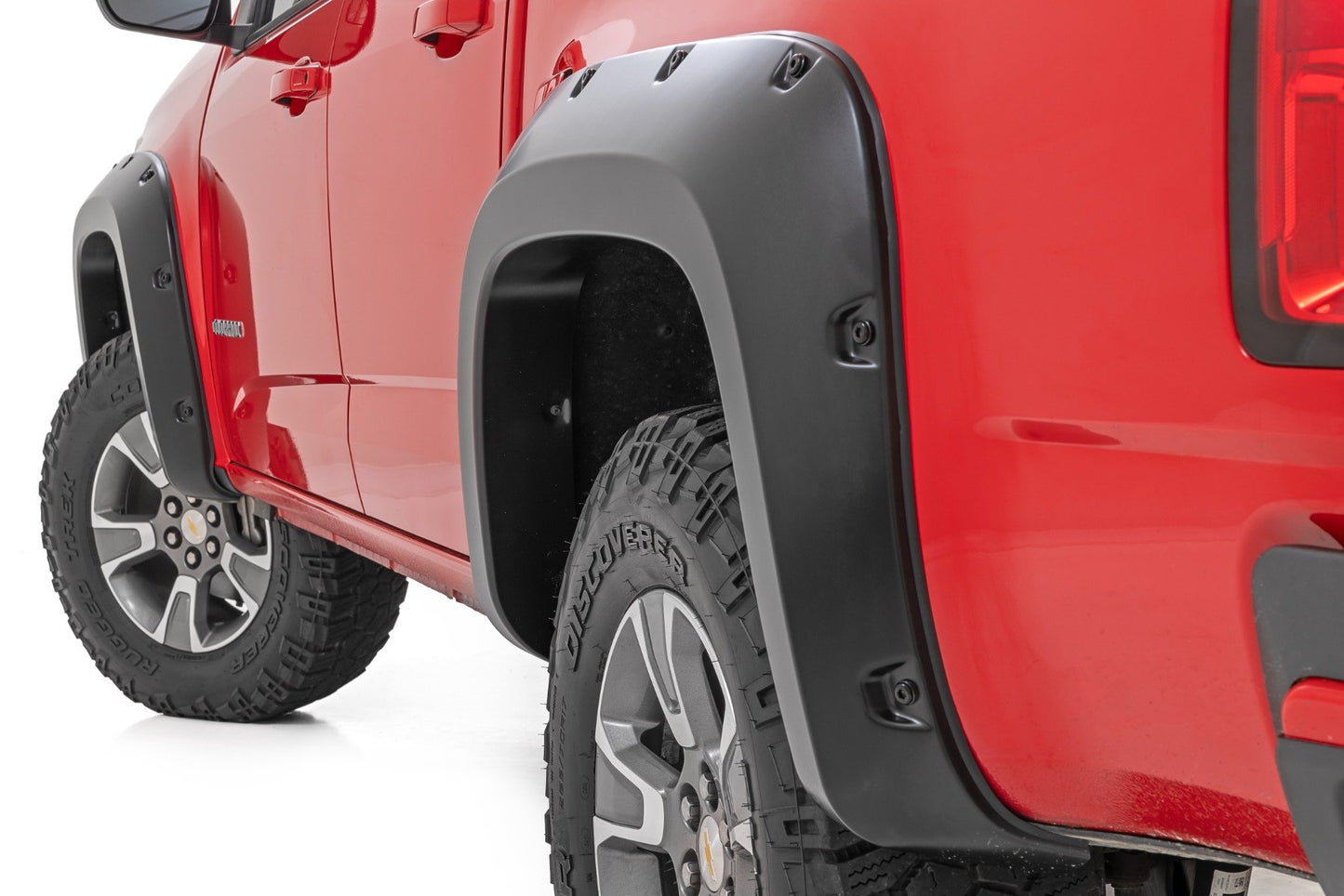 Rough Country Pocket Fender Flares | GAN Silver Ice | Chevy Colorado 2WD/4WD (2015-2022)