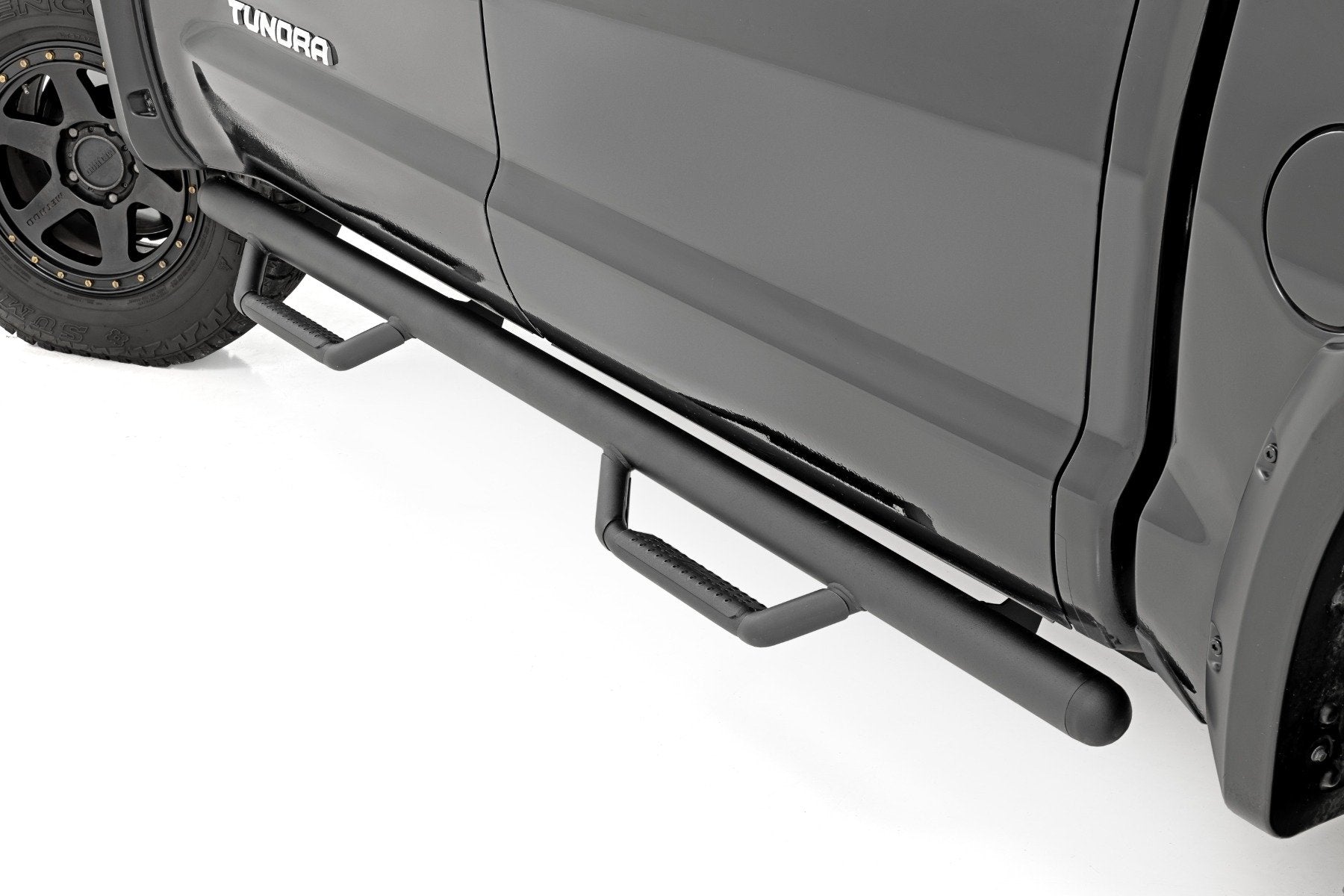 Rough Country Nerf Steps | Cab Length | CrewMax | 5'7" Bed | Toyota Tundra 2WD/4WD (07-21)