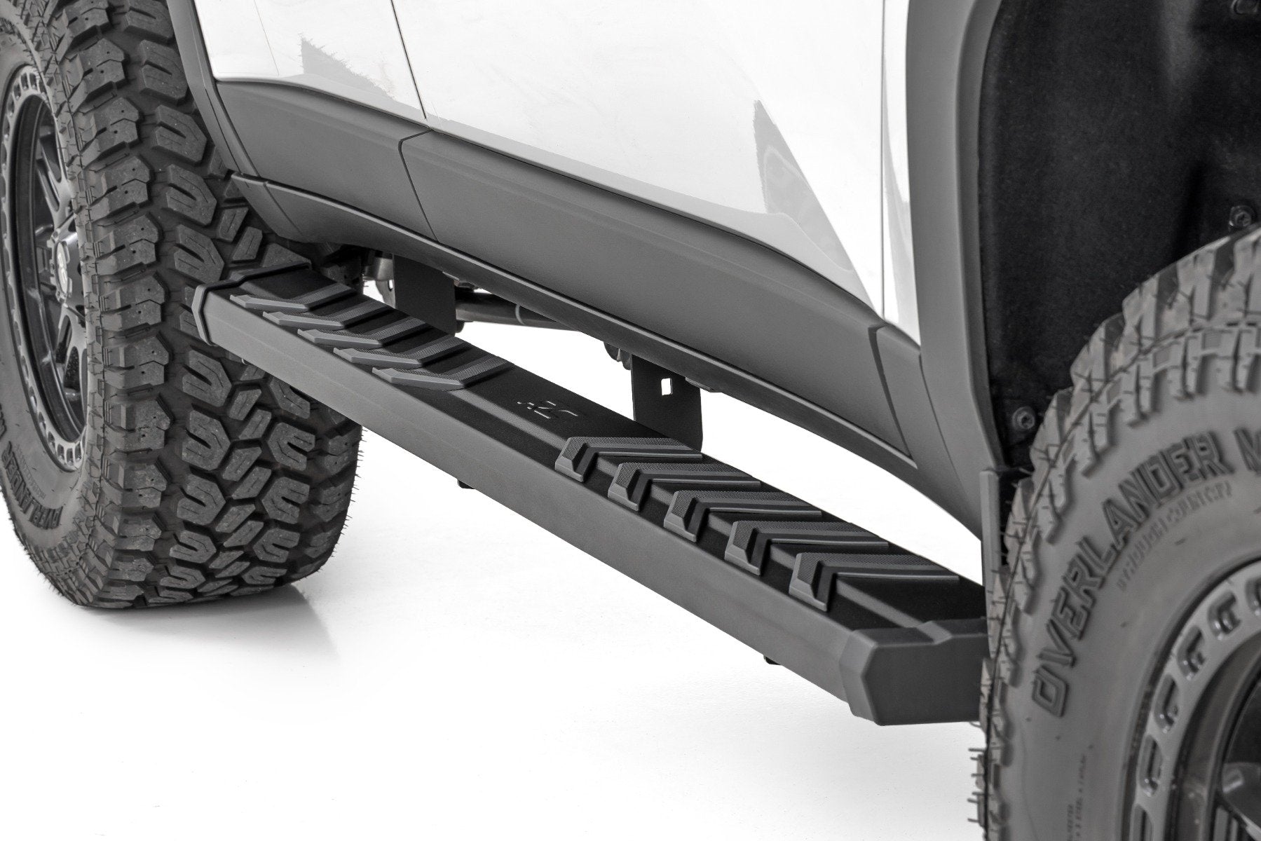 Rough Country BA2 Running Boards | Side Step Bars | Toyota Land Cruiser 4WD (2024-2025)