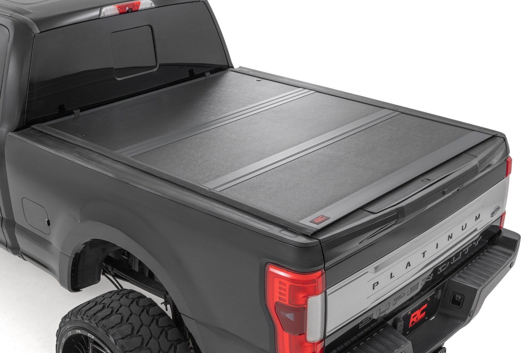 Rough Country Hard Low Profile Bed Cover | 6'10" Bed | Ford F-250/F-350 Super Duty (17-26)