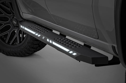 Rough Country AC2 Running Boards | Amber/White | Crew Cab | Ram 1500/2500/3500 2WD/4WD (2010-2025 & Classic)