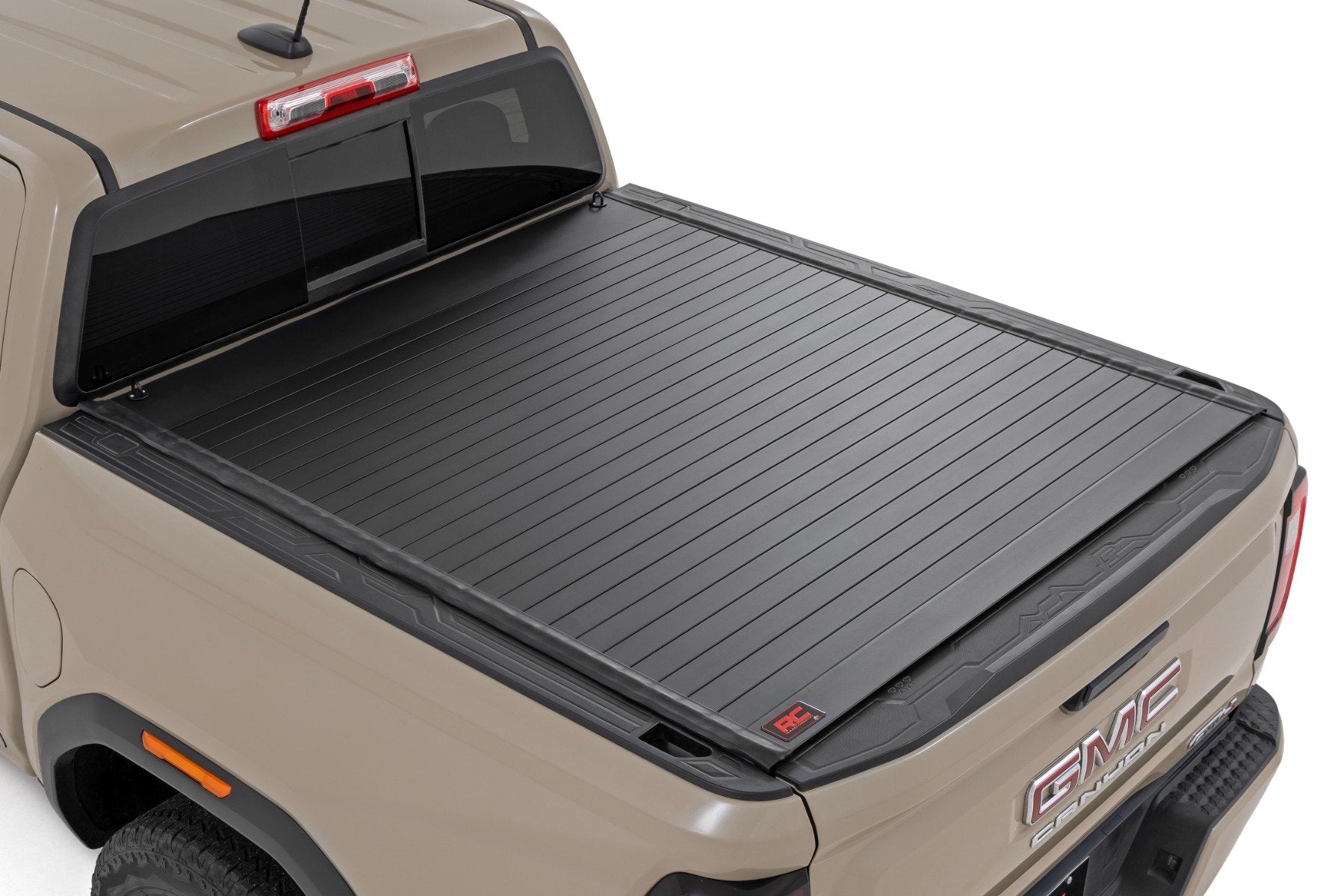 Rough Country Hard Roll Up Bed Cover | 5' Bed | Chevy/GMC Canyon/Colorado 2WD/4WD (23-25)
