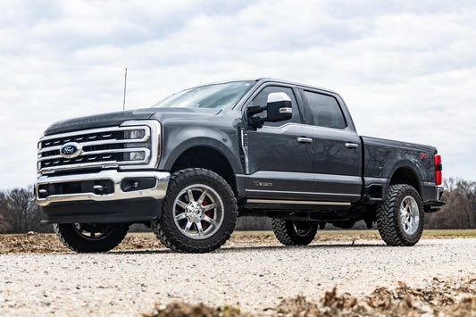 Rough Country 2 Inch Leveling Kit | Track Bar Bracket | Ford F-250/F-350 Super Duty (17-26)