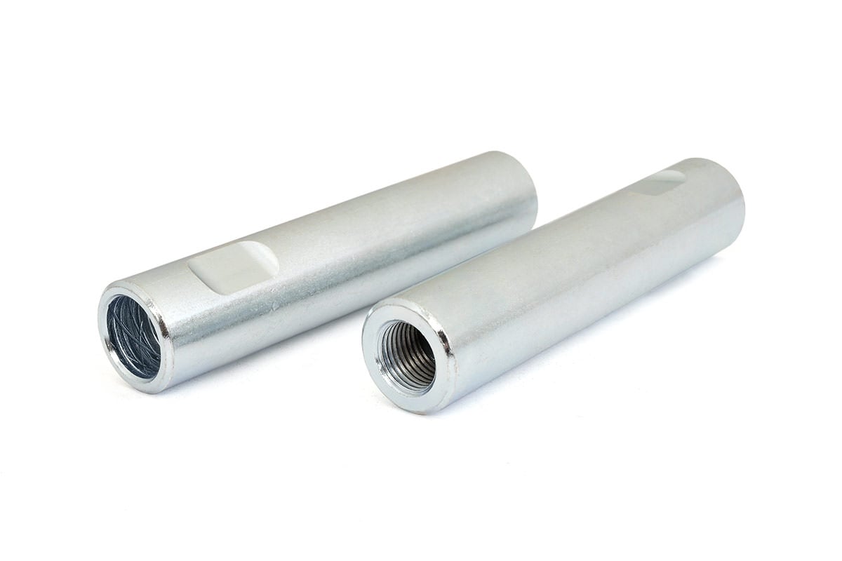 Rough Country HD Tie Rod Sleeves | 1.5 Inch Offset Knuck | Chevy/GMC 1500 Truck & SUV (07-18)