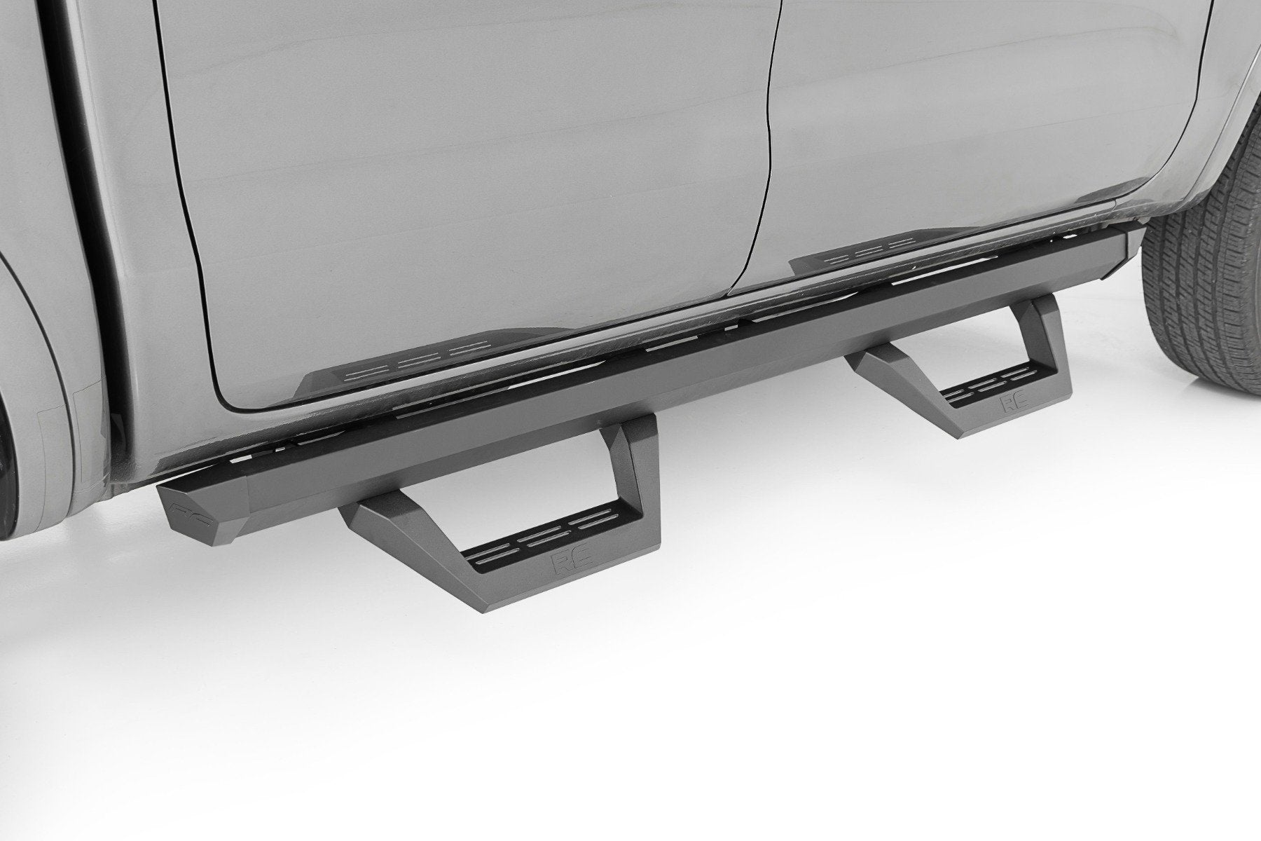 Rough Country SRX2 Adjustable Aluminum Steps | Ford Ranger 2WD/4WD (2019-2025)