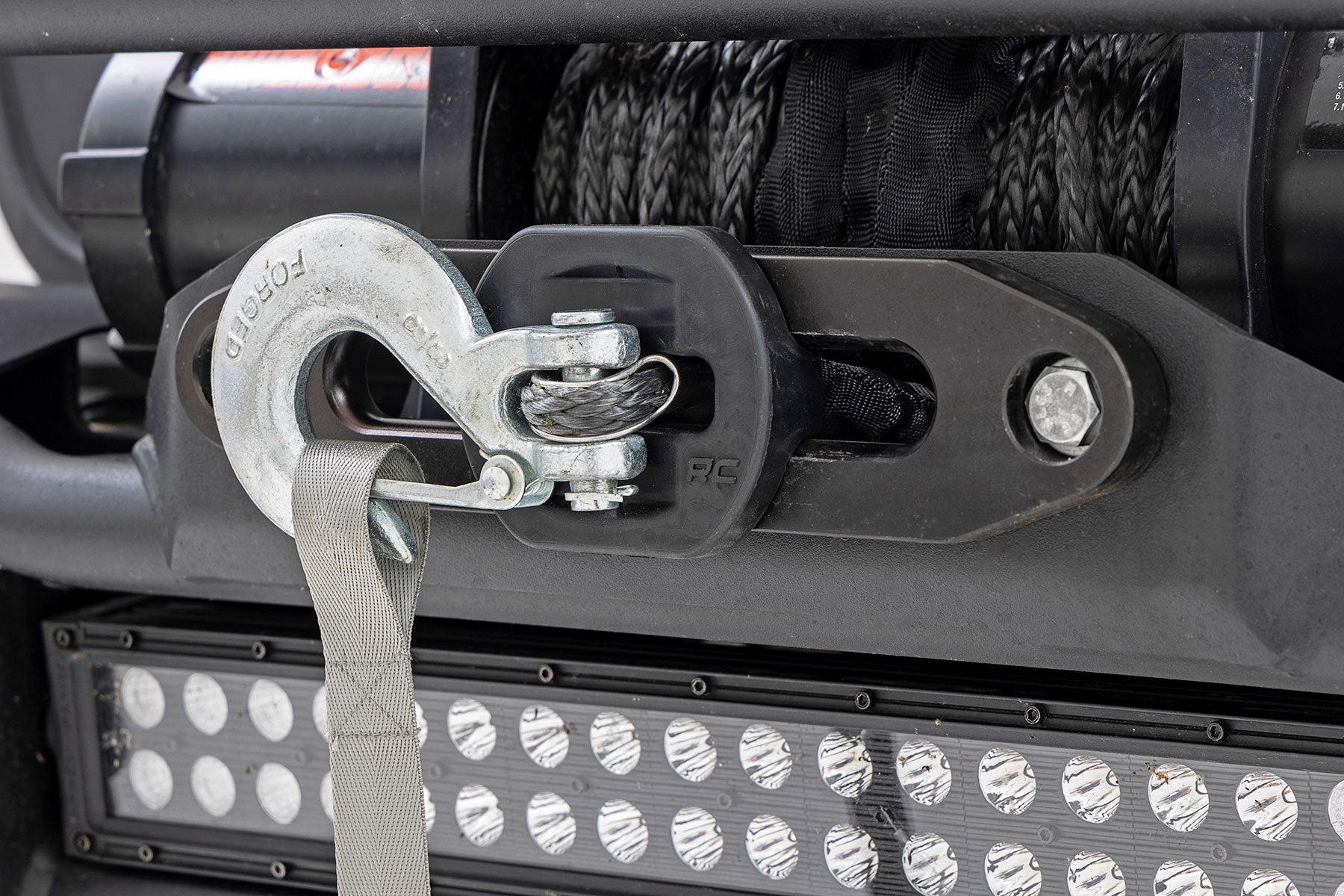 Rough Country Winch Hook Isolator | Synthetic Ropes